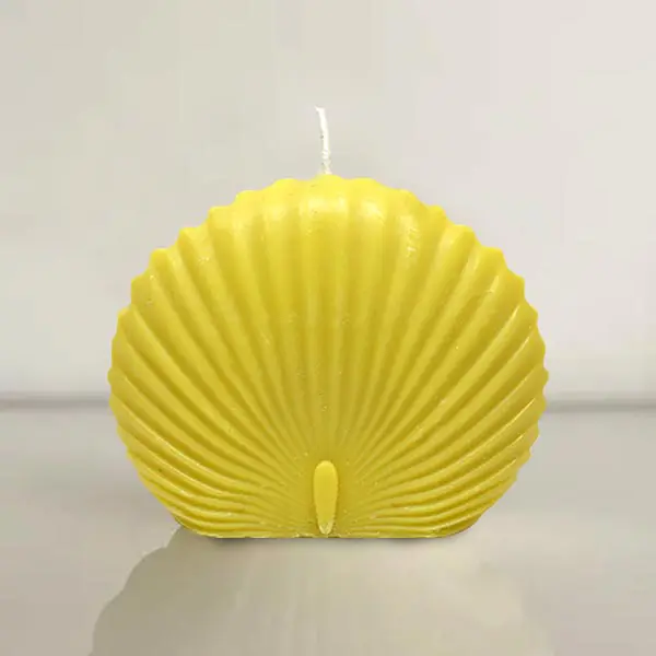 Seashell Candle